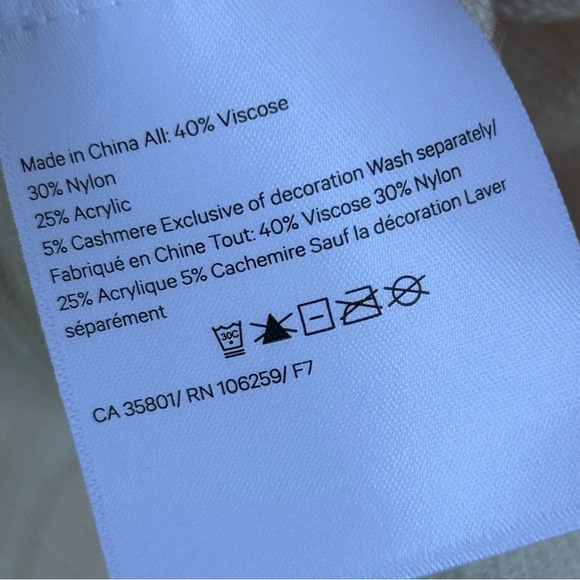 Lululemon Cashlu Knit Textured Wrap Size M/L - Picture 11 of 12